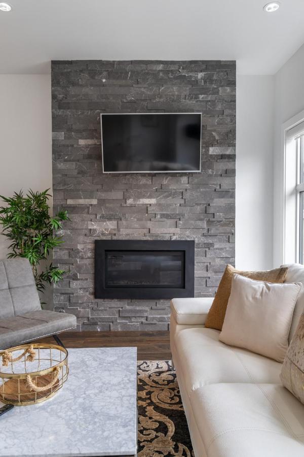 Contemporary Luxury 4 Bedroom House Near Downtown YYC Exterior foto